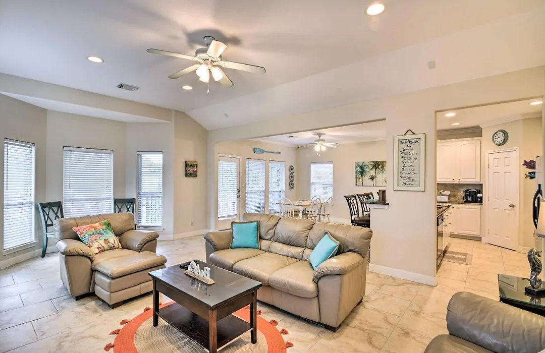 < 1 Mi To Beach: 'Salty Dog' House In Galveston!-1